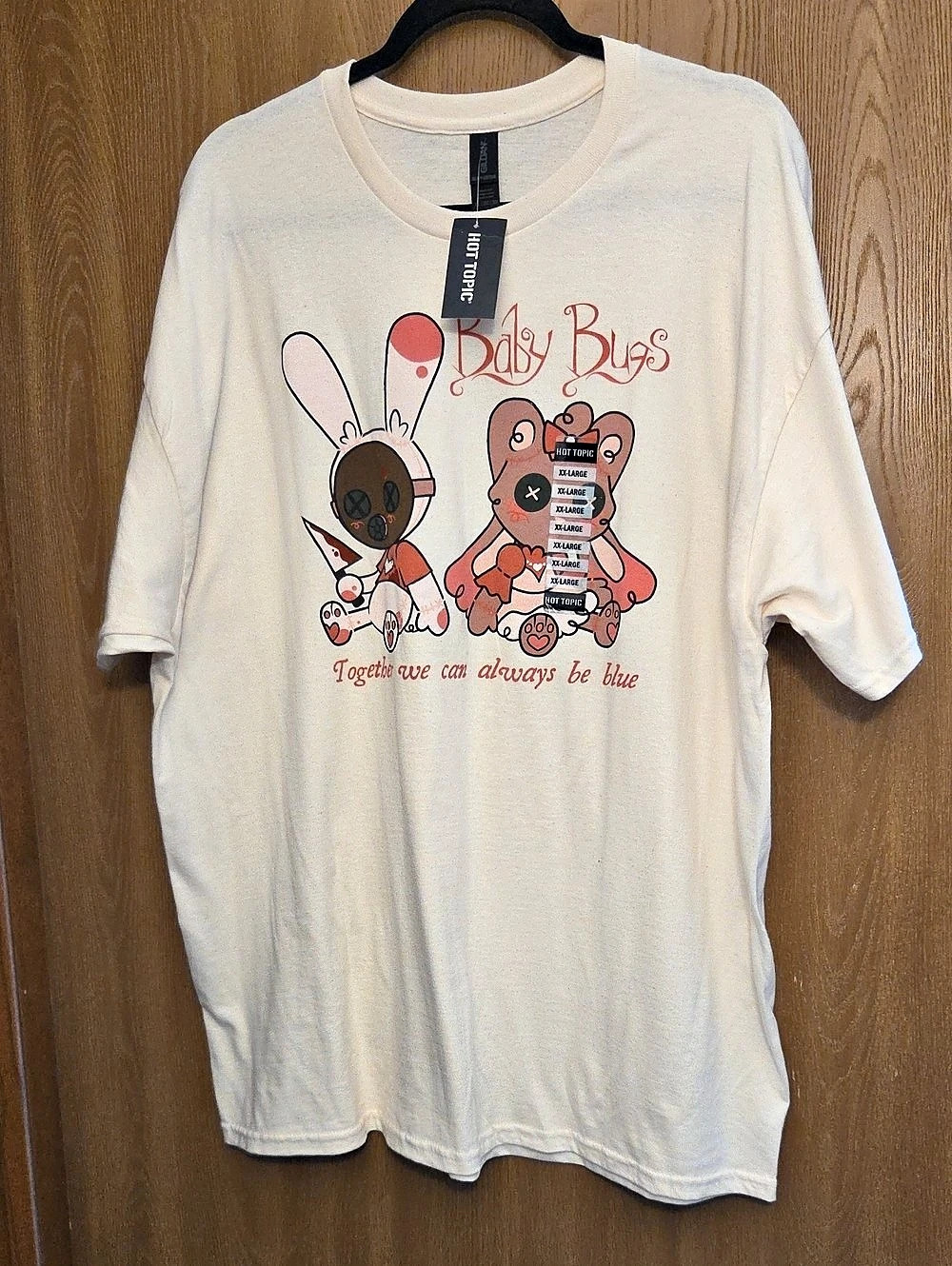 Hot Topic Baby Bugs Graphic Tee Graphic Tee in Cream Size 2X NWT